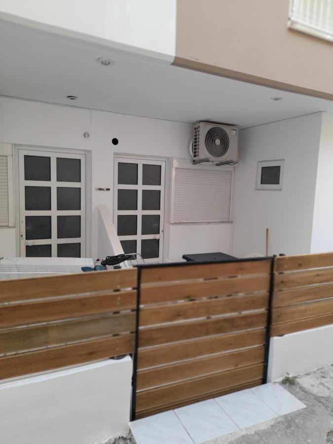 Central Studio 2 كاندية المظهر الخارجي الصورة